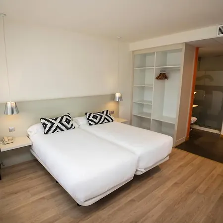 Hotel Restaurante Cadosa 3*