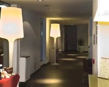 Restaurante Cadosa 3* سوريا