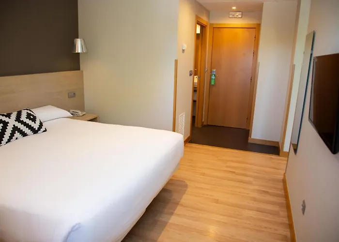 Otel Restaurante Cadosa